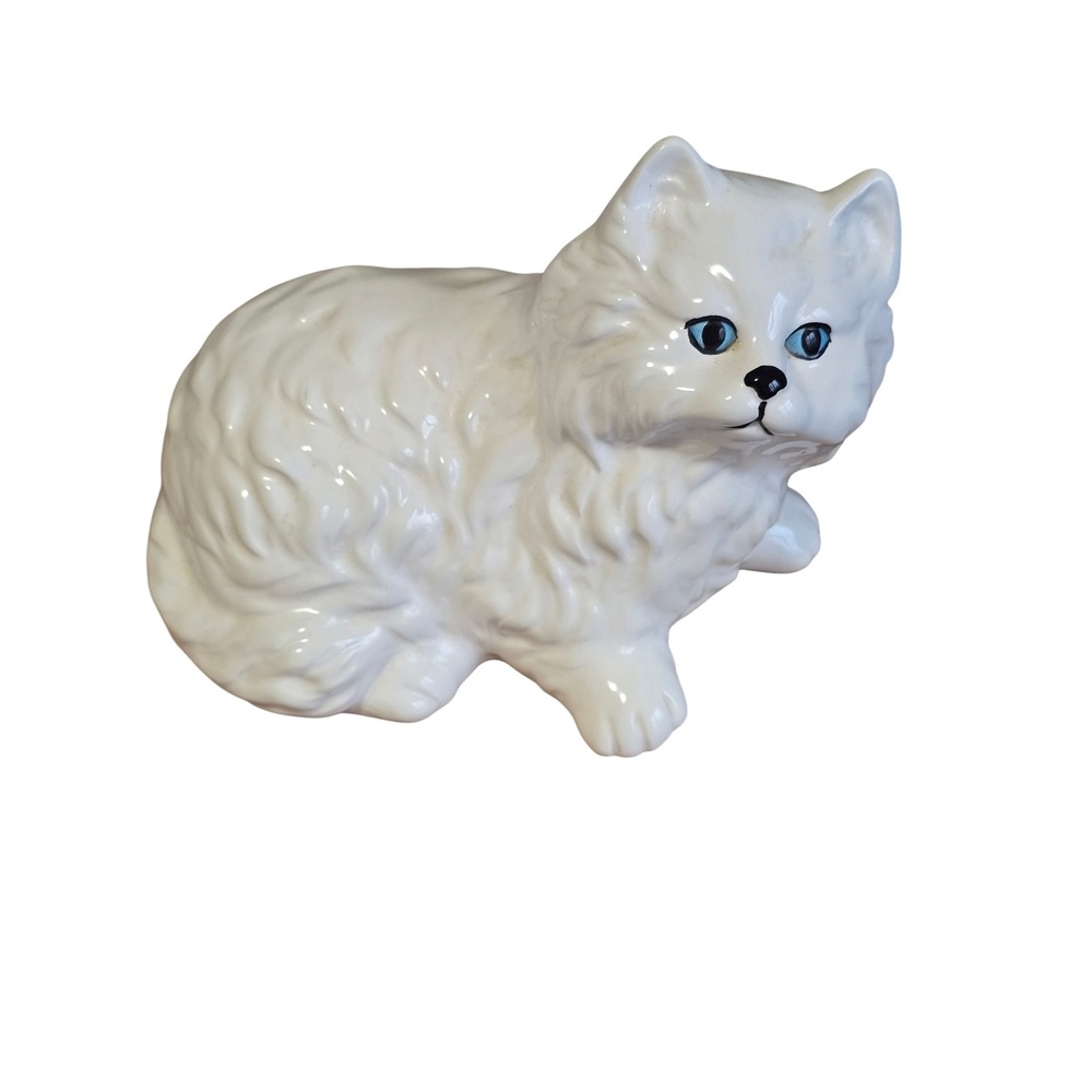 Noel Giftcraft Vintage White Persian Cat Figurine Blue Eyes Ceramic Taiwan 7.5in